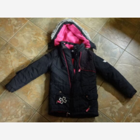 Black Winter Coat Youth Size 10/12 - Picture 1 of 2